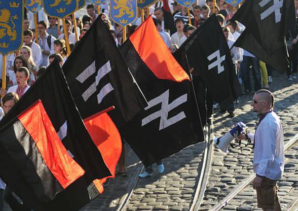 Парад вышиванок во Львове, посвященный годовщине создания дивизии СС «Галичина». 2012 г.