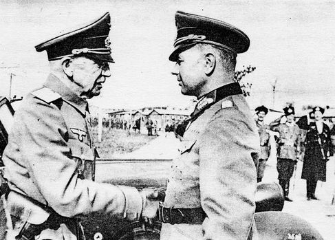 Встреча группенфюрера СС Хельмута фон Паннвица с группенфюрером СС Петром Красновым. Сентябрь 1943 года.