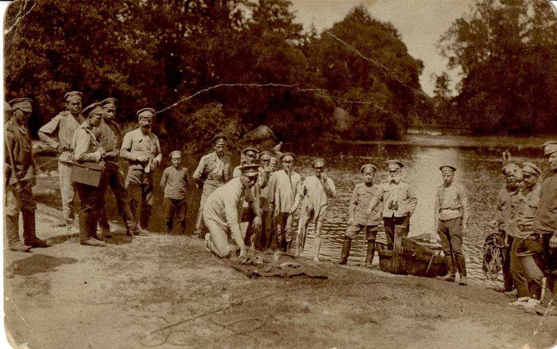Рыбная ловля при переходе. 22 мая 1916 года