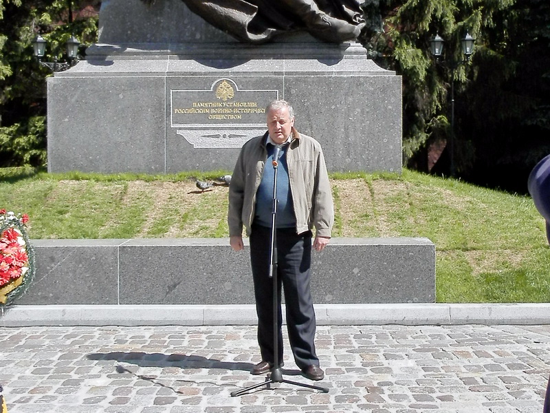 Выступление Николая Постникова на митинге у памятника