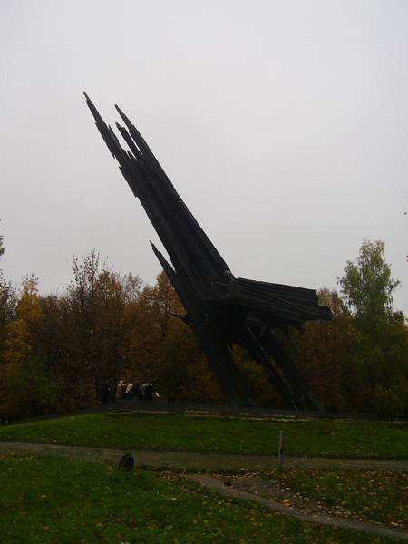Памятник советско-польскому братству 