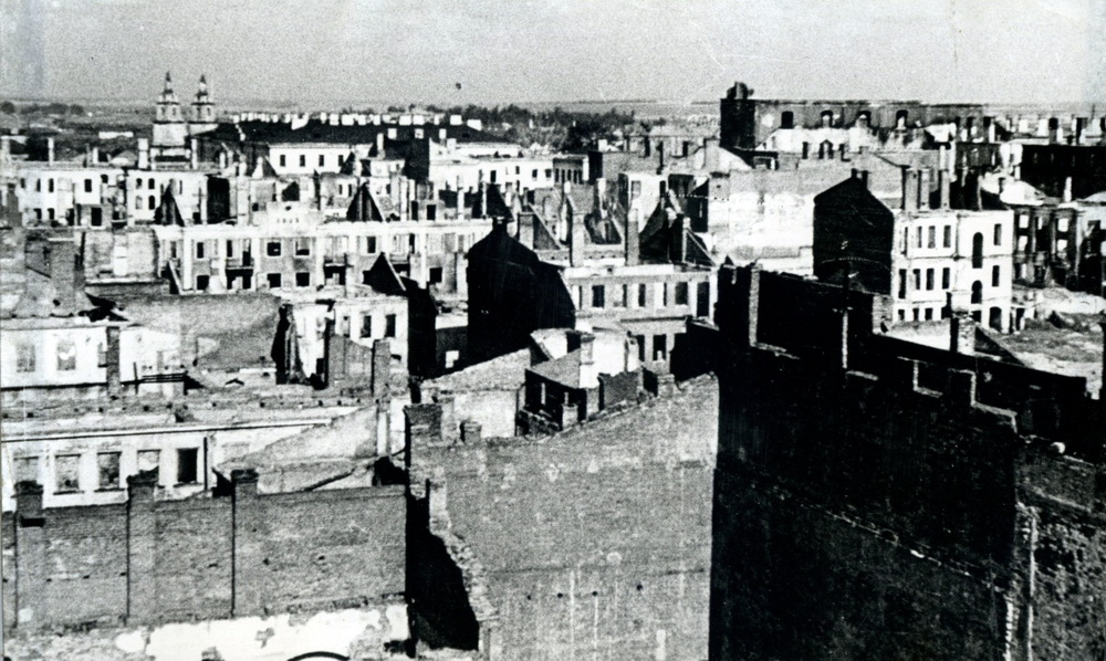 Центр Минска летом 1944 года.