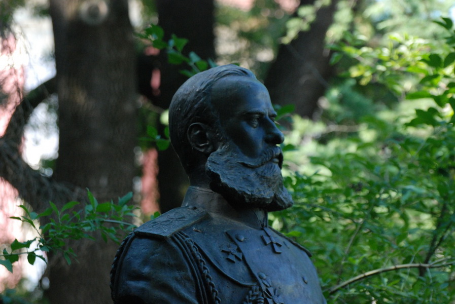 Памятник М. Д. Скобелеву, Бронза, Плевен, Парк-Музей «Дом Царя-ОсвобОсвободителя Александра II»