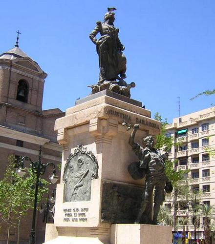 Памятник Аугустины Арагонской в Сарагосе