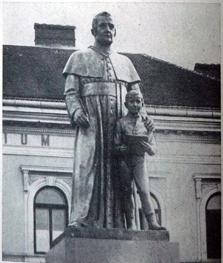 Памятник Духновичу