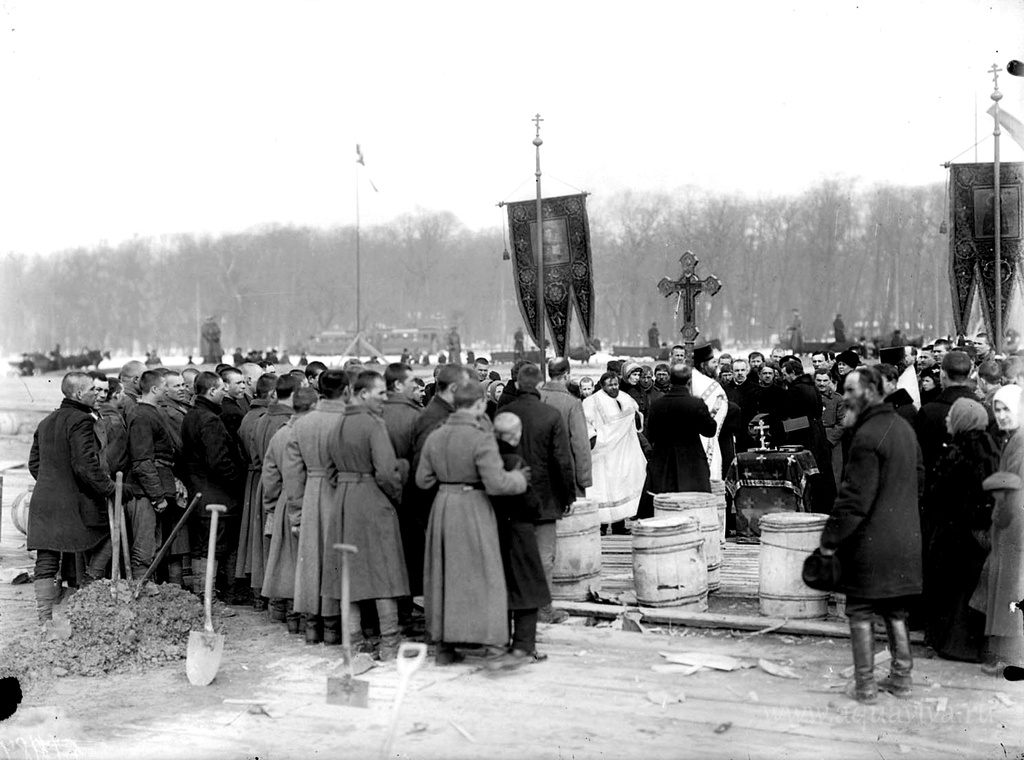 Похороны жертв Февральской революции в Петрограде 23 марта 1917 года