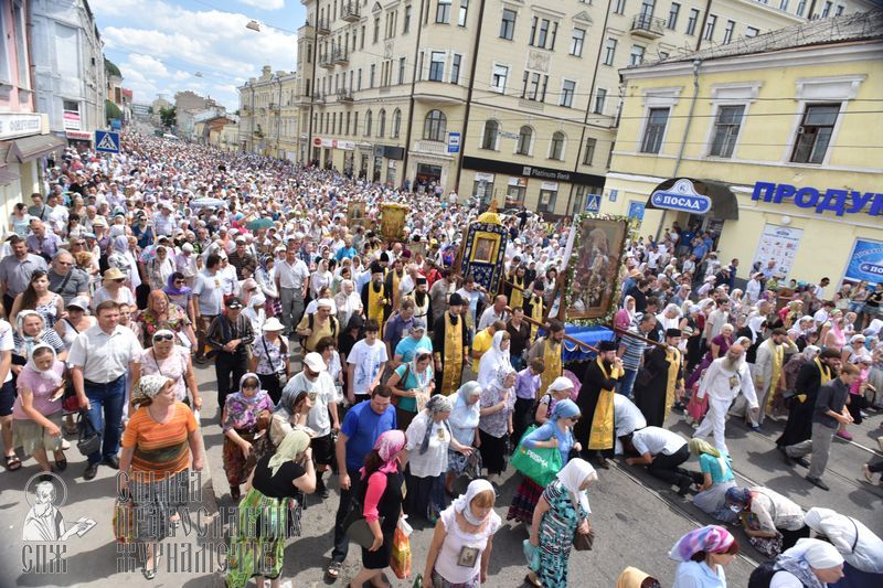 Всеукраинский Крестный ход в Харькове